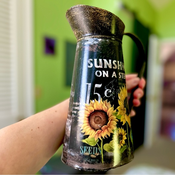 Vintage Sunflower Tin Watering Can Cottagecore Farmhouse Home Rustic Accent - Picture 4 of 7